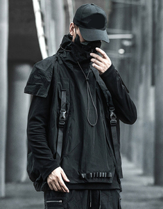 Chaqueta techwear para hombre con bolsillos utilitarios y estilo moderno, chaqueta techwear para hombre con construcción duradera y diseño sencillo. - Product Image 2
