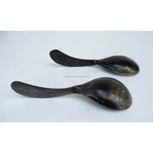 Cuillère de service en corne de bœuf 100% naturelle, écologique, fabriquée à la main, pour la restauration et l'hôtellerie - Product Image 6