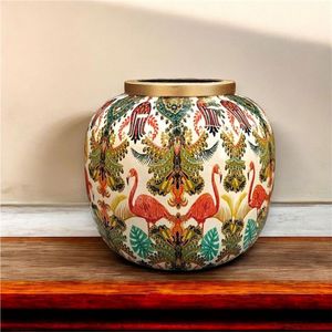 Vase en métal émaillé fait main et peint à la main de luxe |   Vase décoratif floral de style antique pour la décoration de la maison et centre de table de mariage - Product Image 5