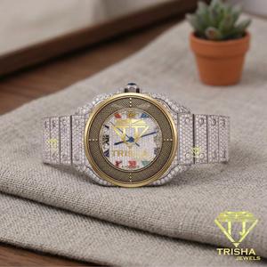 Reloj de pulsera para hombre con esfera de números romanos de dos tonos, completamente cubierto de moissanita, estilo hip hop rapero. - Product Image 5