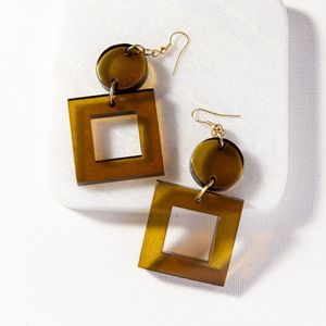 Pendientes de Resina con Cuentas Antiguas, Joyería en Oferta, Pendientes Colgantes de Resina, Embalaje Personalizado - Product Image 1