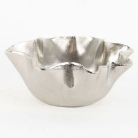 Vente en gros Bol en aluminium Bols de service personnalisés en métal doré Bols décoratifs en aluminium de luxe pour la maison et la cuisine avec finition en nickel