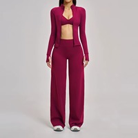Ensemble de sport décontracté pour femme : haut court respirant à manches longues, legging et brassière de sport en polyester et élasthanne