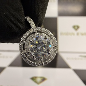 Pendentif solitaire en diamant taille ronde serti clos, or 14K, diamant de laboratoire 2 carats, certifié IGI, style ethnique, pendentifs et breloques - Product Image 3