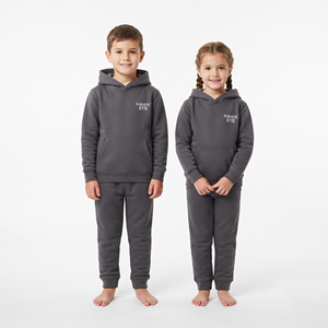 Conjunto Deportivo Infantil de Felpa de Algodón con Capucha para Uso Diario, Personalizable - Product Image 5