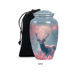 Elegante urna de cremación de ciervo rosa, urna de ciervo rosa para cenizas, urna conmemorativa de vida silvestre para cenizas de adultos, urna funeraria decorativa hecha a mano. - Product Image 1