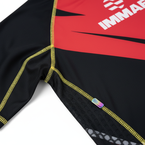 เสื้อรัดกล้ามเนื้อ MMA BJJ ผ้าซาตินยืดได้ 4 ทิศทาง ระบายอากาศได้ดี UPF50+ ป้องกันแบคทีเรีย ผลิตตามสั่ง (OEM) แขนสั้นสำหรับผู้ชาย - Product Image 4