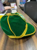 OEM ODM Özel Kadife Onur Şapkası Nakışlı Düz Siperli Snapback Toptan Mezuniyet Akademik Şapka İsim Numara Logo Harf