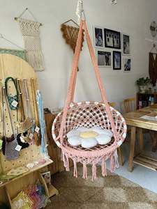 Hamaca de macramé con palo de madera, muebles de exterior al por mayor, columpio bohemio, hamaca colgante tejida a mano - Product Image 5