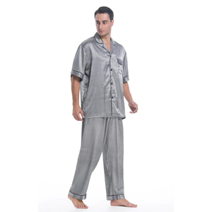 Ensemble de pyjamas en satin de luxe pour hommes, manches longues, boutons, vêtements de nuit pour hommes, respirant, collection printemps-été - Product Image 1