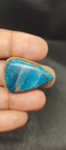 Pendentif en laiton rainuré avec cristal d'apatite 100% naturel, lot de pendentifs en macramé d'apatite, lot d'apatite rainurée de qualité supérieure, prix de gros - Product Image 2