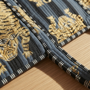 Sac fourre-tout en toile de coton matelassé à imprimé tigre fait main |   Sac fourre-tout écologique de marque EcoDari, vente en gros, avec poignée et grande taille - Product Image 5