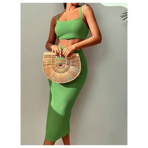 Conjunto de Dos Piezas Estilo Bohemio para Mujer, Top Corto de Punto Verde con Patrón Vintage y Falda Lápiz a Juego, Ropa Casual de Primavera/Verano - Product Image 1