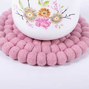 Feltandwool Pink Round Felt <b>Trivet</b> 4-Piece Set 1kg Elegant Mats & Pads for Tabletop Protection - Product Image 3