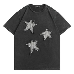 เสื้อยืดแขนสั้นสีเขียวมะกอกสำหรับผู้ชาย คอกลม สไตล์ลำลอง ทรงปกติ ลายดาวปัก ผ้าถักนิตติ้ง 100% ผ้าฝ้าย - Product Image 1