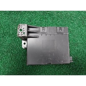 ECUs et modules informatiques d'occasion Prius 8865047171 - Product Image 3