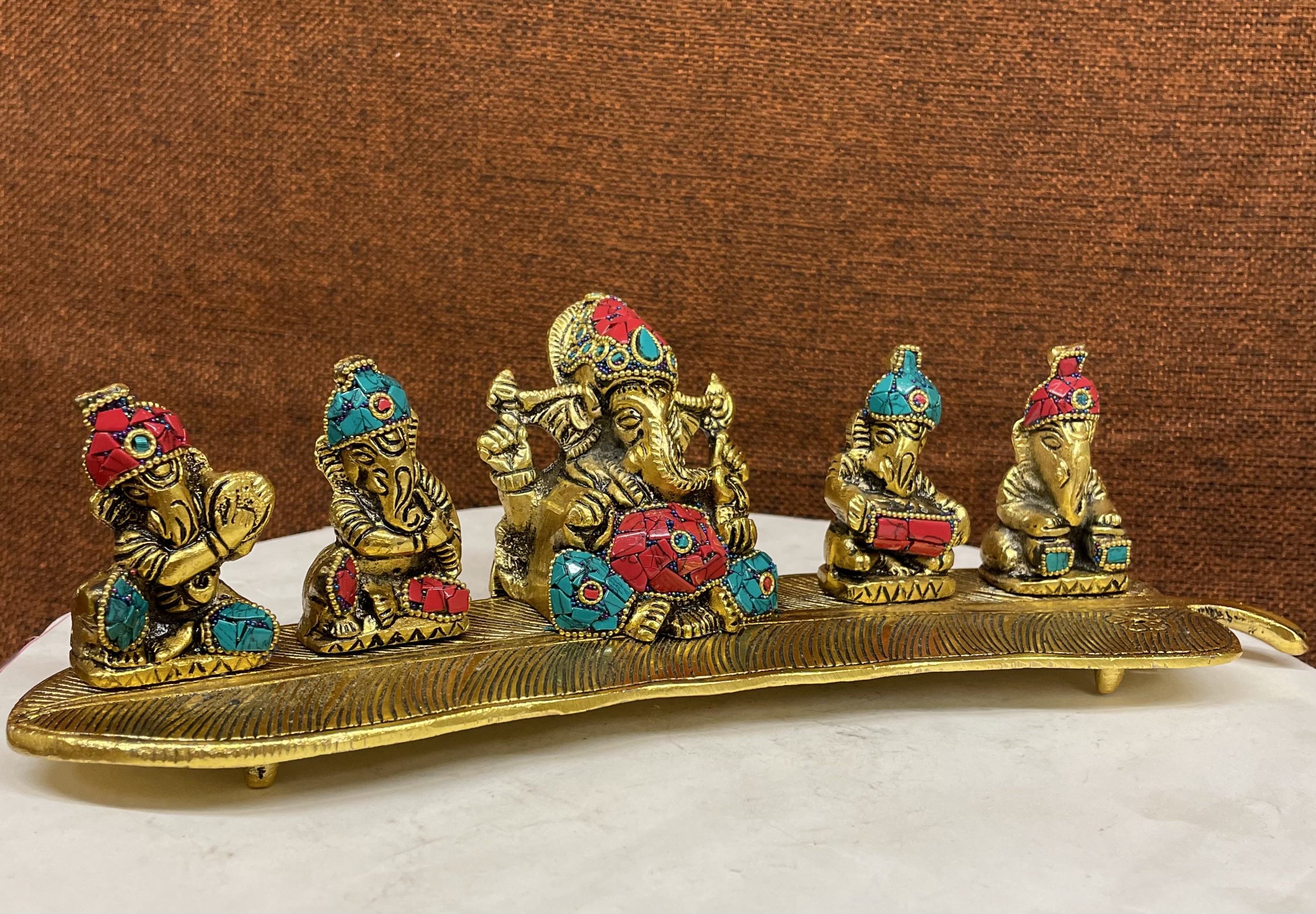 เช่นเดียวกับรูปภาพ