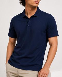Polo pour homme en piqué de couleur foncée à manches courtes, coupe décontractée, en coton tricoté, infroissable, à boutons, design uni - Product Image 5