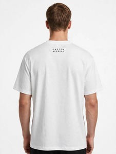 ONETEN APPAREL เสื้อยืดคอกลมแขนสั้นผู้ชายลายการ์ตูนแพนด้าสีขาว - Product Image 3