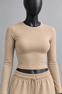 Ensemble de détente 2 pièces beige pour femme : haut à manches longues col rond et pantalon de jogging - Product Image 5
