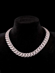 Chaîne cubaine de luxe en moissanite et diamant, entièrement pavée, en argent sterling 925, personnalisée, style hip-hop, vente en gros - Product Image 2
