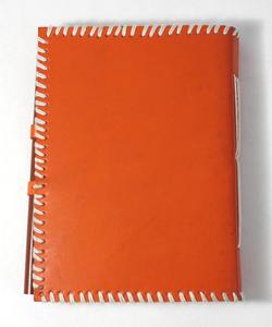 Carnet en cuir fait main de luxe en coton recyclé avec pochette à crayons cousue main et allumettes, idéal pour la promotion en gros - Product Image 3