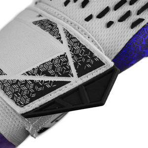 Guantes de Portero Predator Guard de Látex Alemán Súper Suaves, Guantes de Portero Profesionales de Fútbol con Protección para los Dedos - Product Image 5