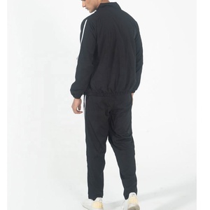 Conjunto Deportivo Personalizado de 2 Piezas para Hombre, Listo para Sublimación, con Diseño de Logotipo - Product Image 3