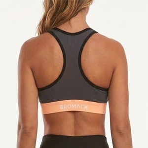 Soutien-gorge de sport premium pour femme, couleur personnalisée, avec col en V et bande contrastante pêche, design bicolore, vêtements de sport - Product Image 2