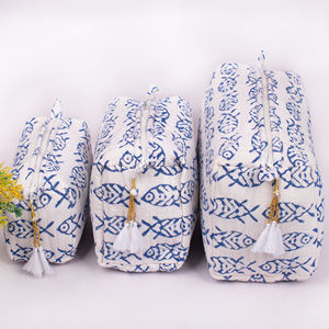 Pochette de maquillage de luxe en coton fait main, style matelassé, grande capacité, écologique, imprimée au bloc, lavable, avec fermeture éclair - Product Image 2