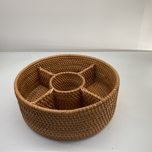 Plateau rond en rotin naturel fait à la main avec couvercle à nombreux compartiments pour ranger les bonbons petits objets Boîtes de rangement pour la maison du Vietnam - Product Image 5