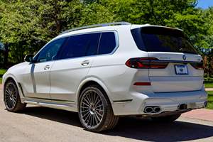 Producto TOP USADO en Perfectas Condiciones, BMW Alpina XB7 2024, Motor V8 Twin-Turbo de 631 hp, Tracción en las Cuatro Ruedas, LISTO PARA USAR - Product Image 4