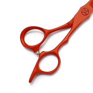 Tijeras de Barbero Profesionales de Acero Inoxidable 440C para Diestros, Punta Afilada, Tamaño Personalizado para Salones de Belleza, Color Rojo, Tijeras de Estilismo - Product Image 5