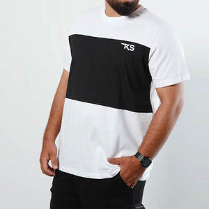 Camiseta de diseño moderno para hombre con corte relajado, camiseta para hombre inspirada en las tendencias de la colección de ropa urbana. - Product Image 1
