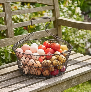 Cesta de Almacenamiento de Alambre Metálico Premium con Asa, Diseño Rústico, Organizador Multiusos, Elegante Adorno para el Hogar - Product Image 6