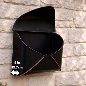 Boîte aux lettres murale en métal en gros - Finition noire mate avec brûleur de parfum intégré pour la poste - Product Image 2