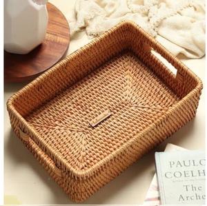 Atractiva bandeja de servir de madera de diseño, bandeja única para el hogar, hotel, restaurante, bandeja clásica a un precio económico. - Product Image 2