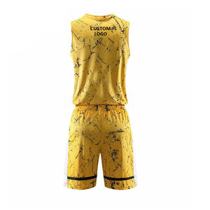 Ensembles d'uniformes de basketball personnalisés les plus vendus, 100 % polyester, imprimé par sublimation, coupe athlétique en mesh, séchage rapide, respirant - Product Image 2