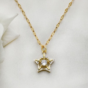 สร้อยคอพร้อมจี้รูปดาวเปิดประดับเพชร CZ ใส เงินแท้ 925 ชุบทองคำขาว ขายส่ง Memoria Jewels - Product Image 1