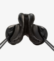 Selle de dressage et de cross-country professionnelle en cuir italien de haute qualité, modèle Western Monoflap, pour chevaux, avec arceau en plastique, pour la course anglaise, fabriquée en Inde.