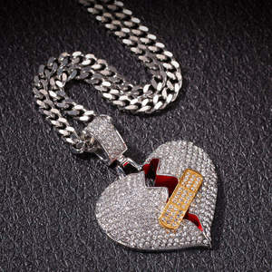 สร้อยคอจี้รูปหัวใจหักประดับเพชรโมอิสซาไนต์แบบ Cuban Link Chain สไตล์ฮิปฮอปสำหรับผู้ชายและผู้หญิง - Product Image 4
