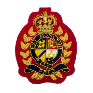 Insignia de Blazer de Lujo Hecha a Mano con Bordado de Hilo Metálico sobre Base de Tela de Lona para Uniformes y Chaquetas - Product Image 2