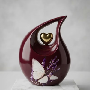 Urne funéraire en métal durable de style américain, artisanale, avec design en forme de cœur doré, couleur personnalisée, pour cendres d'adultes, par Uzair Handicrafts - Product Image 6