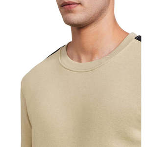 เสื้อสเวตเชิ้ตคลาสสิกสำหรับผู้ชาย เนื้อผ้านุ่ม อุ่นสบาย สไตล์ลำลองสำหรับฤดูหนาว เหมาะสำหรับใส่ในชีวิตประจำวันและสไตล์สตรีทแฟชั่น - Product Image 4