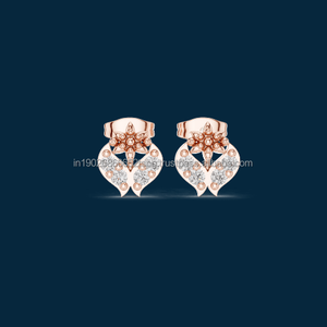 Boucles d'oreilles pendantes en or 14 carats avec perle naturelle et diamant CZ pour fête. - Product Image 1