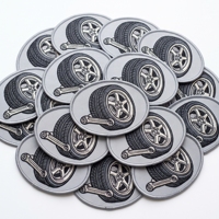 En gros, Écusson ovale brodé à coudre, motif roue de véhicule, en sergé gris, emblème de mécanicien automobile, pour fabricants en gros