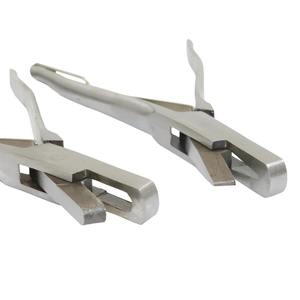 Ear Notcher Stainless Steel 3/4 Inch <b>Medium</b> U Farm Animal Veterinary Instrument For Livestock Identification - Product Image 2