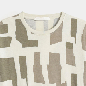 Camiseta de Manga Corta con Estampado Geométrico para Hombre, Cuello Redondo, Corte Regular, Tejido Informal - Product Image 3