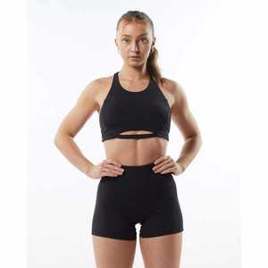 Conjunto Deportivo de Top Halter Negro con Recortes y Shorts de Cintura Alta para Mujer, Ropa Deportiva - Product Image 1