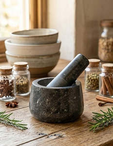 Juego de Mortero y Pilón de Piedra Negra, Hecho a Mano, Apto para Lavavajillas, Molinillo de Especias y Hierbas, Triturador de Ajo y Jengibre, Utensilio de Cocina, Sigma Exports - Product Image 2